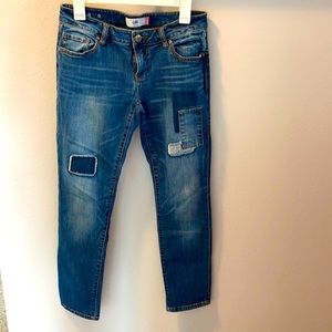 Cabi Slim Boyfriend Jean 4 with patch work